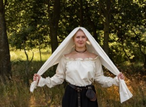 Headgear in the Middle Ages:How to tie a headscarf 