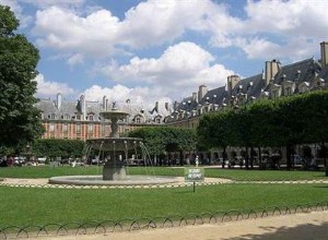 Place des Vosges (Paris) 