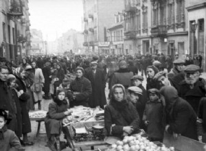 How many Jews were saved by Poles during World War II? 