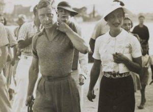 Edward VIII  Nazi King  of Great Britain. Abdicated out of love for a woman and ... Hitler 