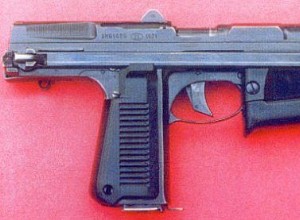 Military intelligence of the Polish People s Republic was selling weapons to Middle Eastern terrorists 