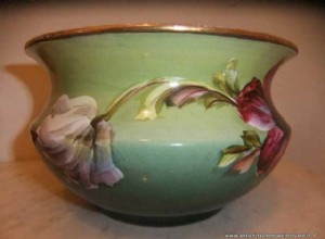 Chamber Vase:its Evolution in Versailles 